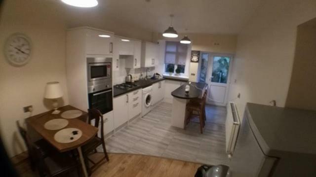 Large Garden Flat Near Marine Lake Weston-super-Mare Exterior photo